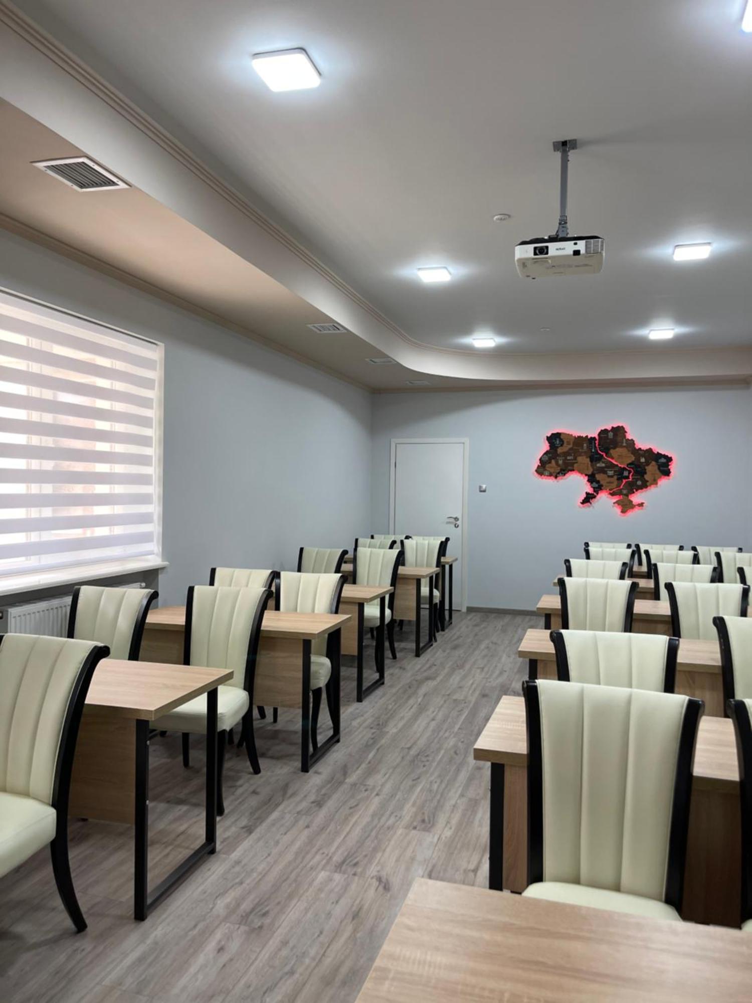 Tustan Hotel 4*